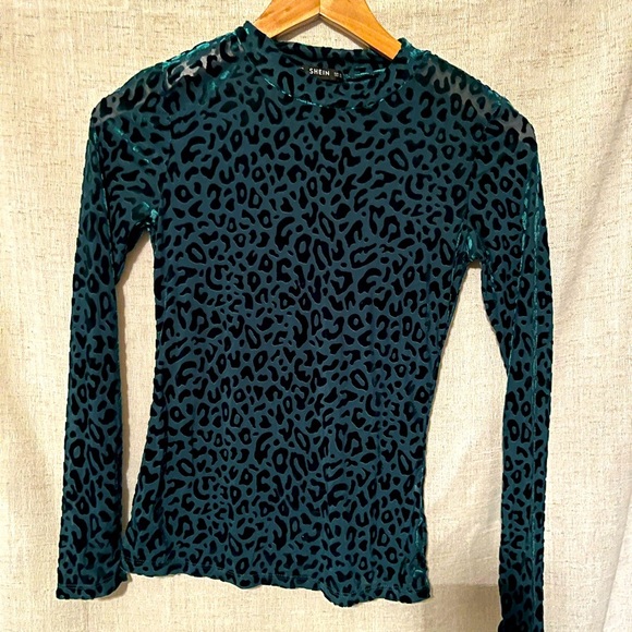 Shein Sheer Leopard Long Sleeve Blouse Size Small - Picture 2 of 5